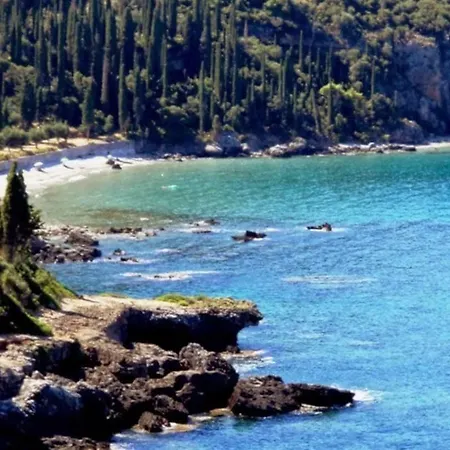 Vakantiehuis Lito Stone Just A Short Walk To The Beach *